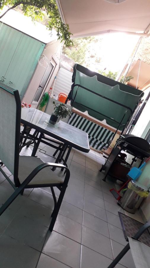 Safe & Cool Apartment Candia Esterno foto